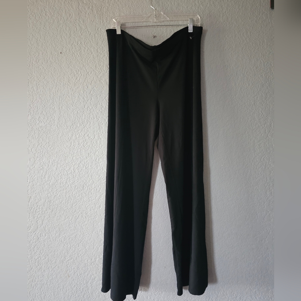 Women’s Black Wide-Leg Pants